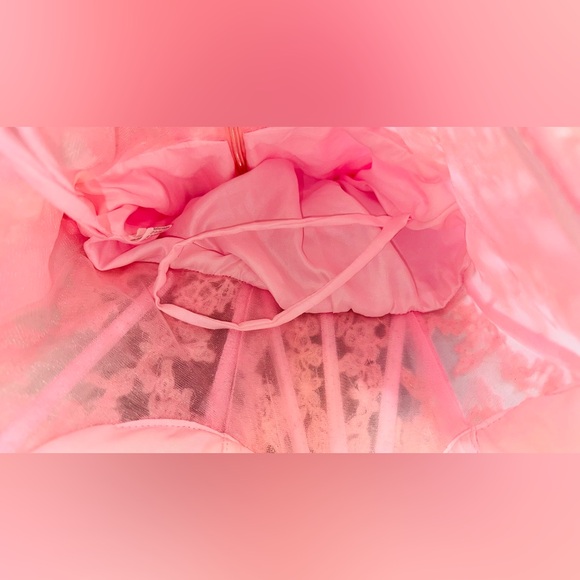 Kiss prom Pink Lace Bustier Tulle Party Dress size 4 nwt prom - Picture 7 of 8